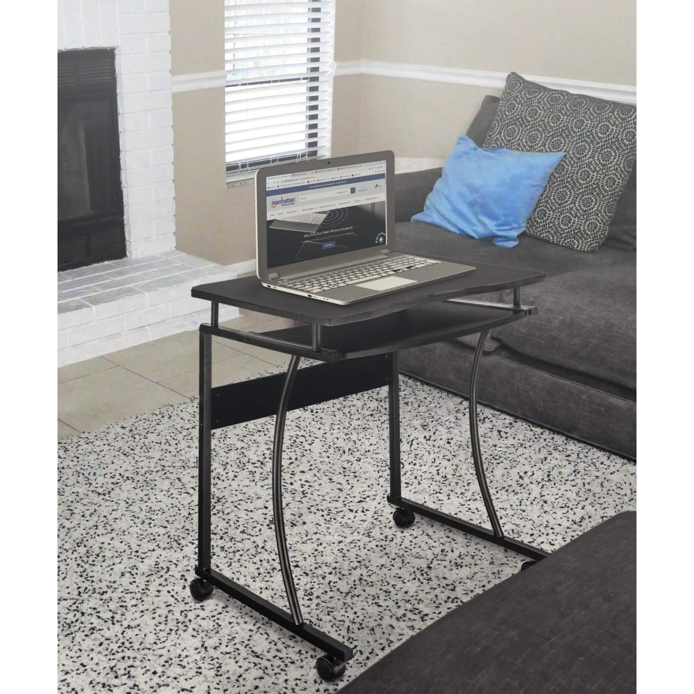 Kompakter Schreibtisch mit ausziehbarer Tastaturablage Image 10