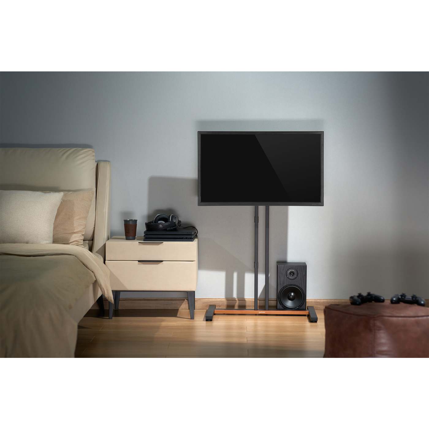 Kompakter TV-Ständer auf Rollen / Standfuß Image 13