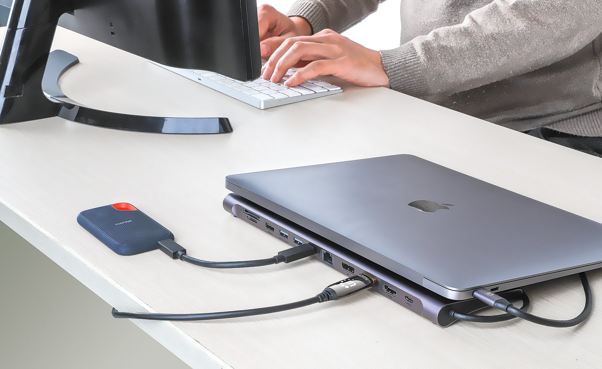 USB-C PD 12-in-1 4K Dockingstation / Multiport-Hub für drei Monitore Image 5