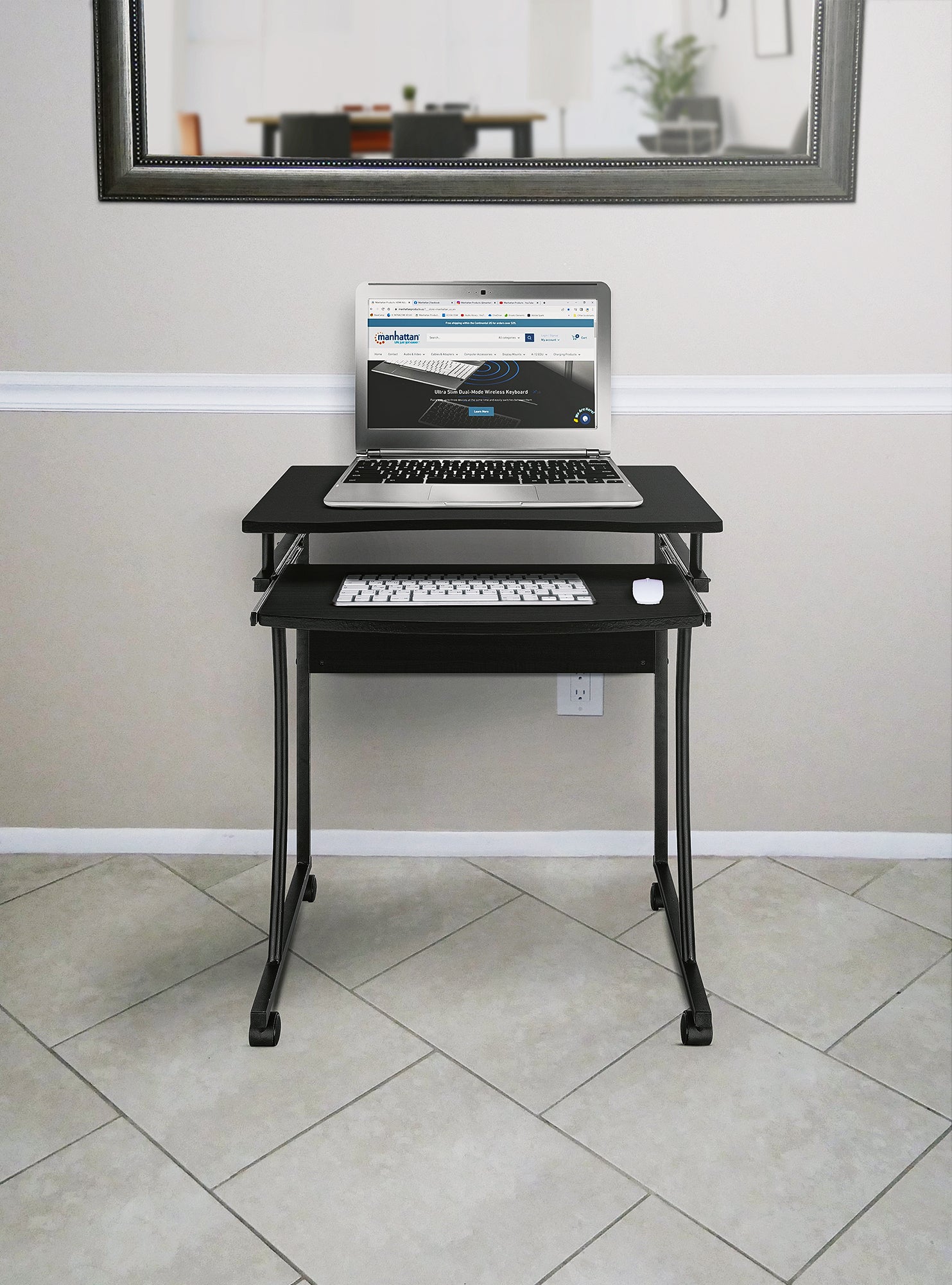Kompakter Schreibtisch mit ausziehbarer Tastaturablage Image 11