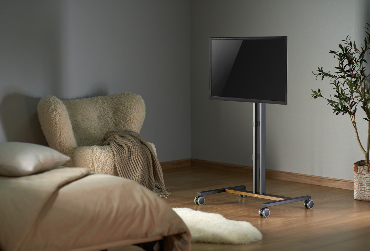 Kompakter TV-Ständer auf Rollen / Standfuß für 34 bis 55 Zoll, neigbar und höhenverstellbar Image 9