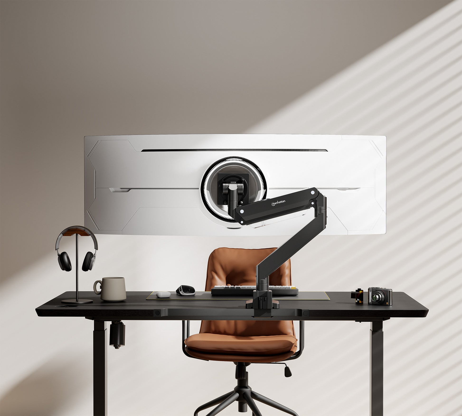 Tischhalterung mit USB-Ports für einen Monitor von 17 bis 57 Zoll Image 3